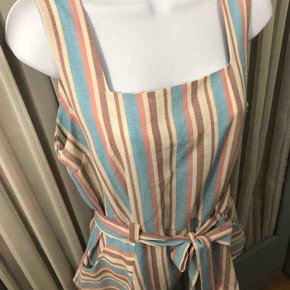 BNWT Long Tie Waist Sleeveless Top with Pockets - Picture 5 of 7